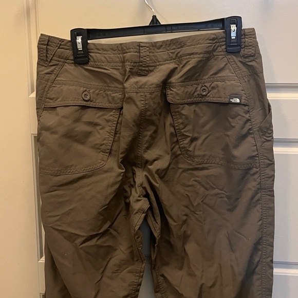 The North Face Women's Olive Horizon Tempest Hiking Convertible outdoors Pants - Picture 8 of 11